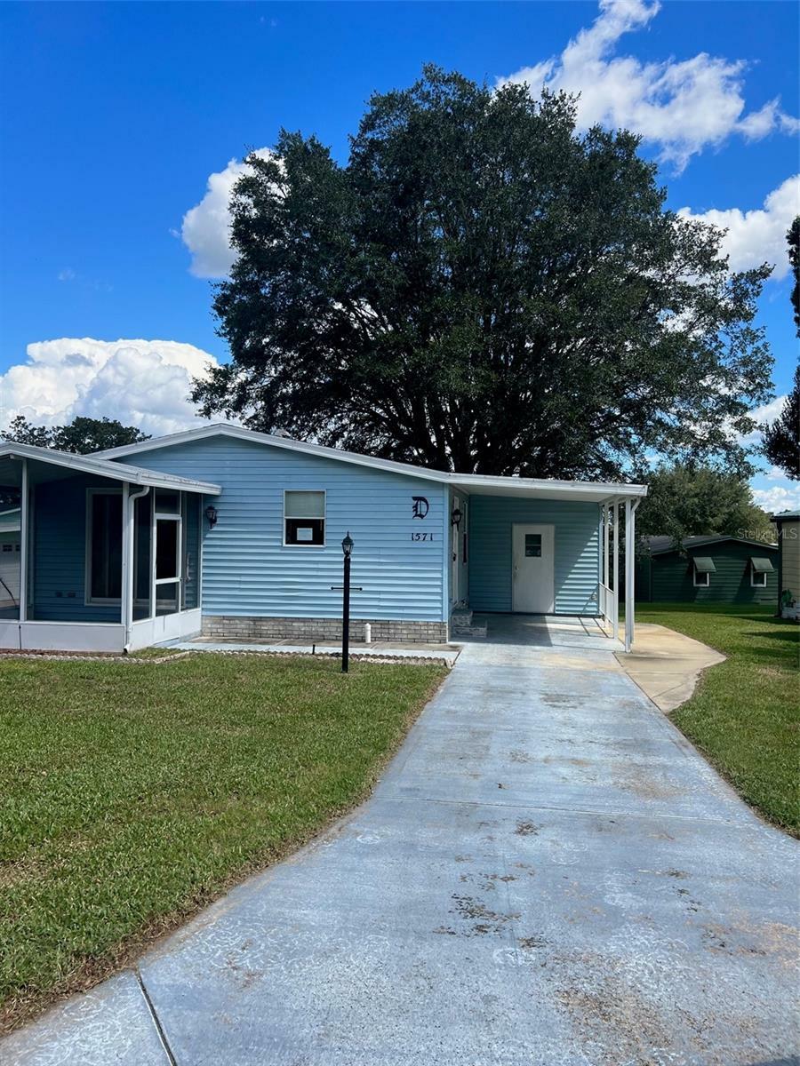 Property Photo:  1571 Hillcrest Drive  FL 32159 