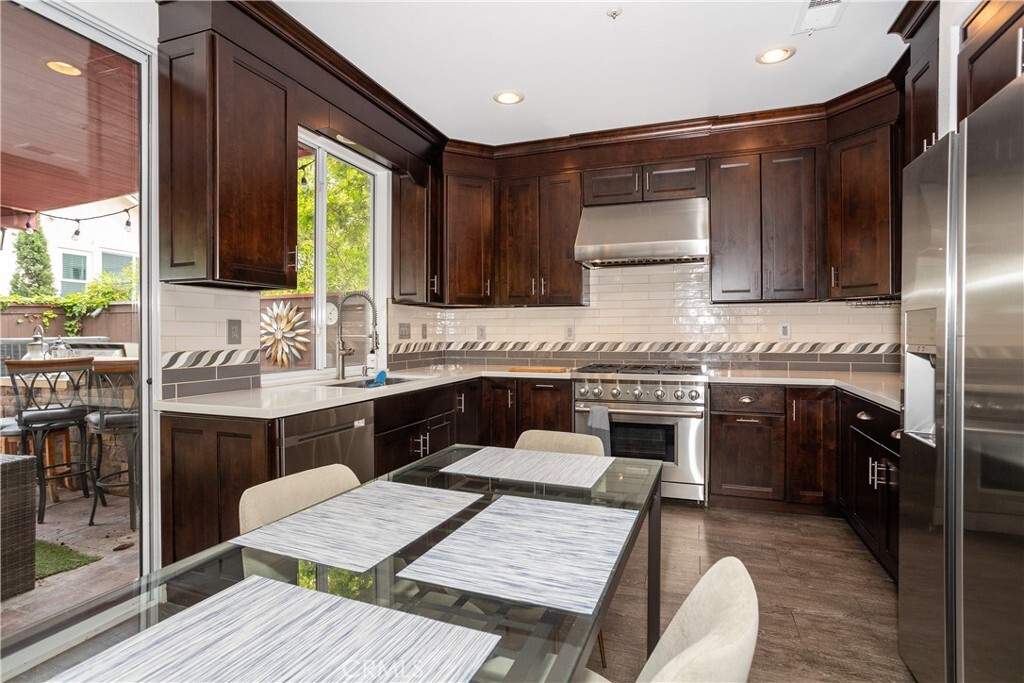 Property Photo: 2076 Courage Street CA 92081