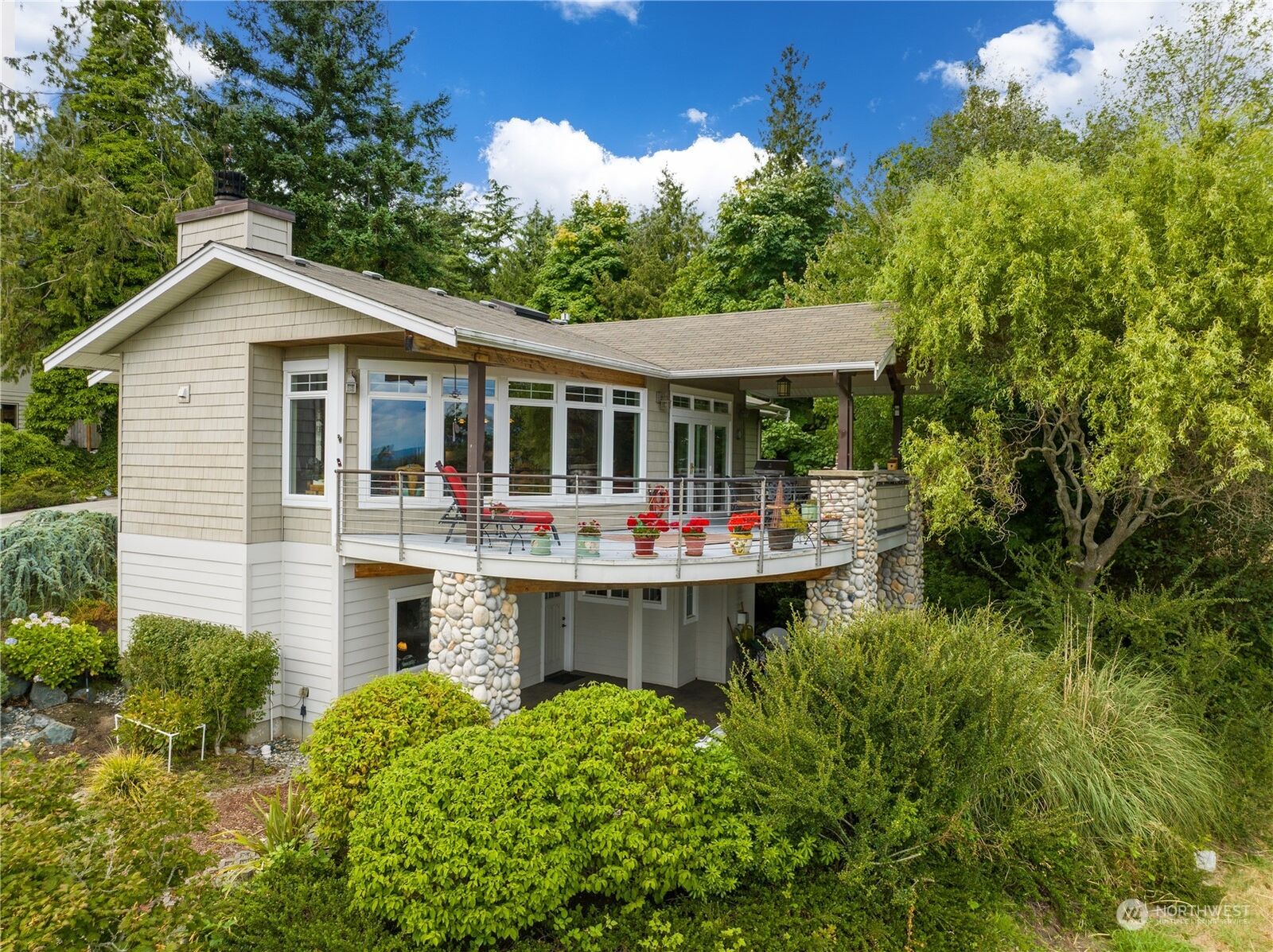 House for sale in La Conner 435 Klickitat Drive, La Conner, WA 98257