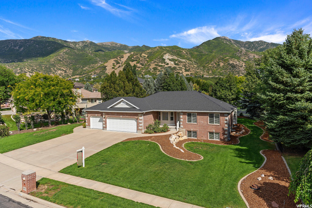 Property Photo: 5380 Tomahawk Ln UT 84403