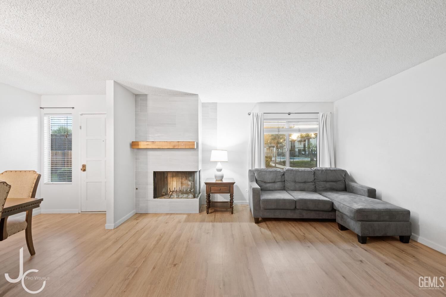 Property Photo:  1433 Libra Court  CA 93309 