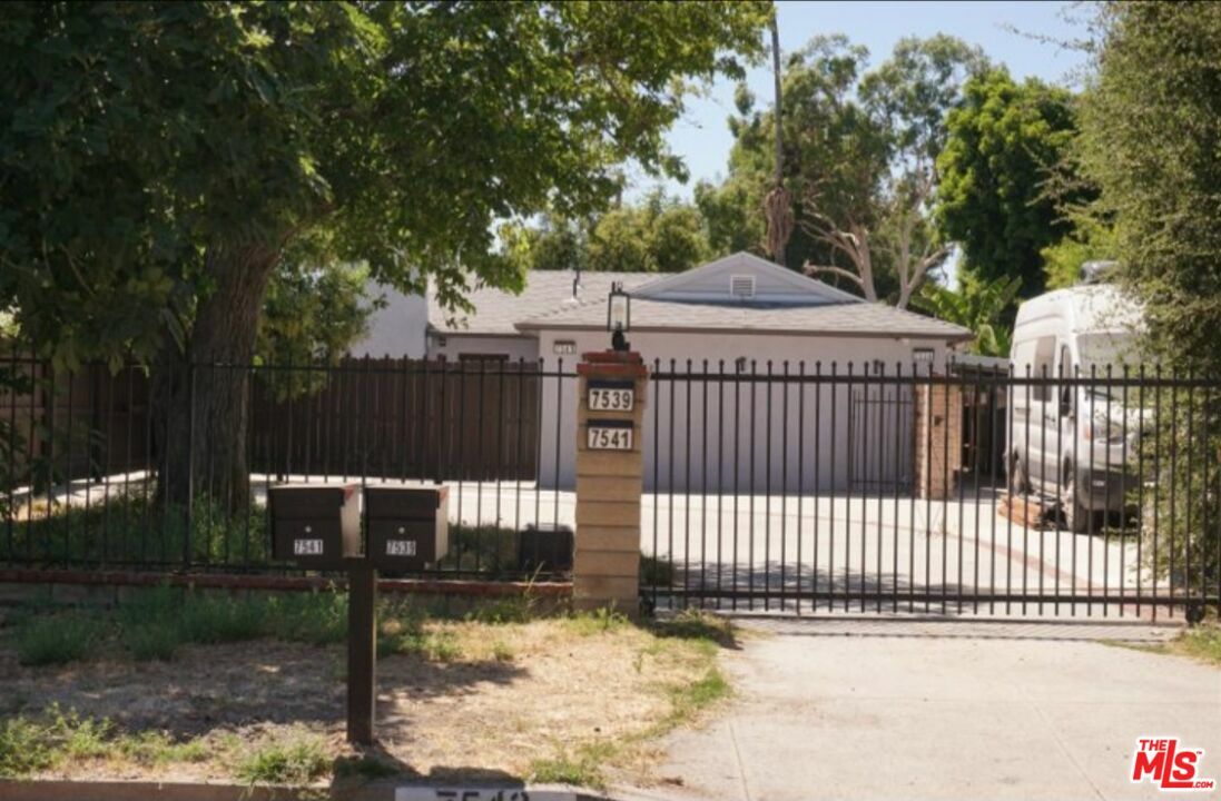 Property Photo:  7539  Enfield  CA 91355 