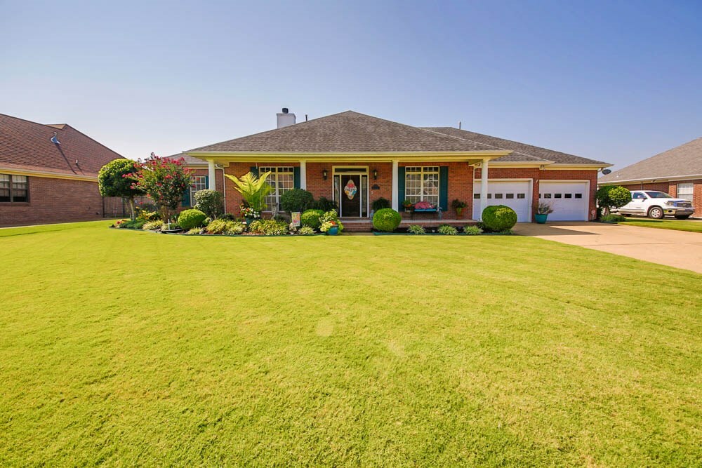 Property Photo:  1304 Brentwood  AR 72301 