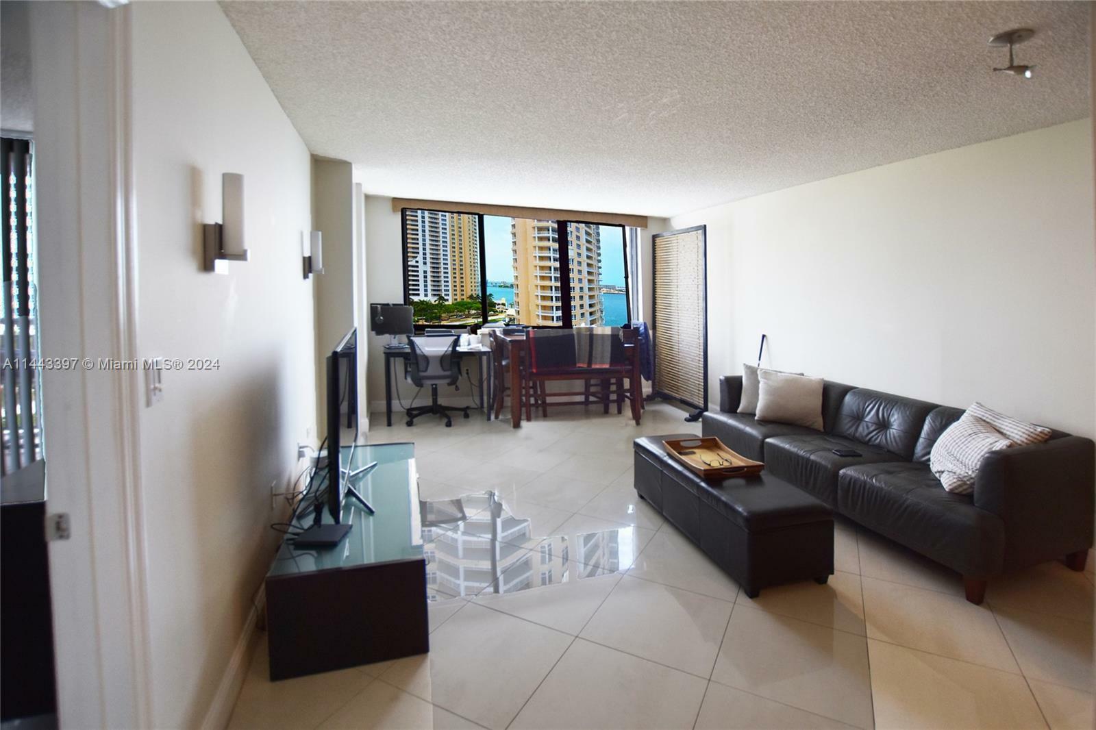 Property Photo:  540 Brickell Key Dr 1224  FL 33131 