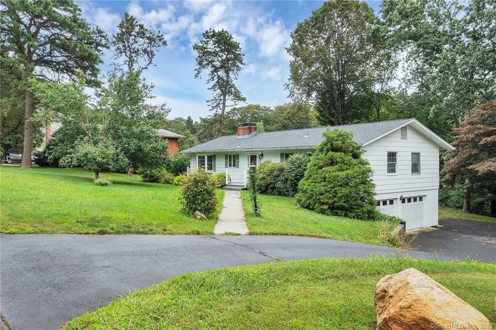 Property Photo:  24 Laurel Hill Drive  CT 06357 