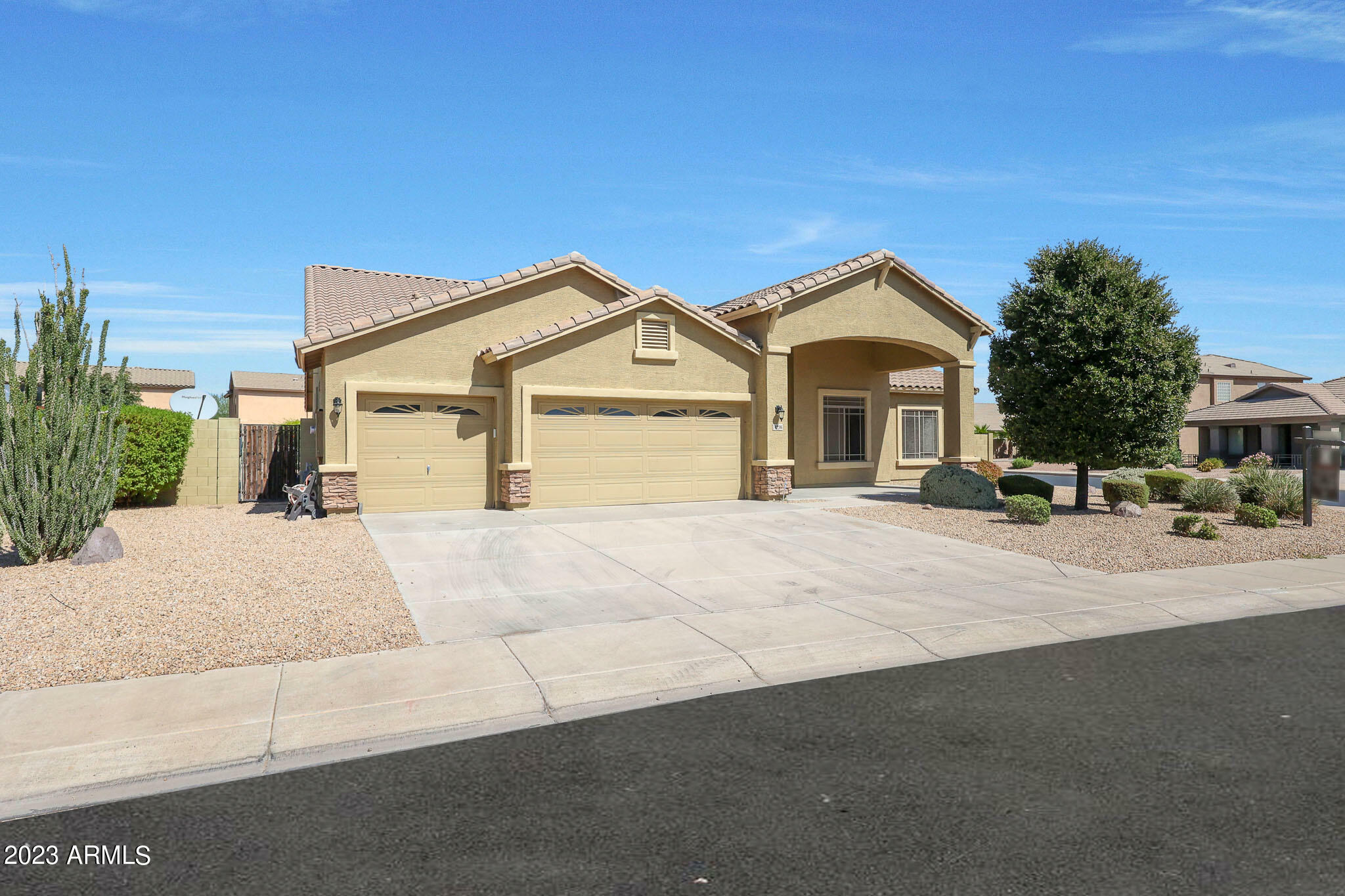 Property Photo:  42206 W Bravo Drive  AZ 85138 