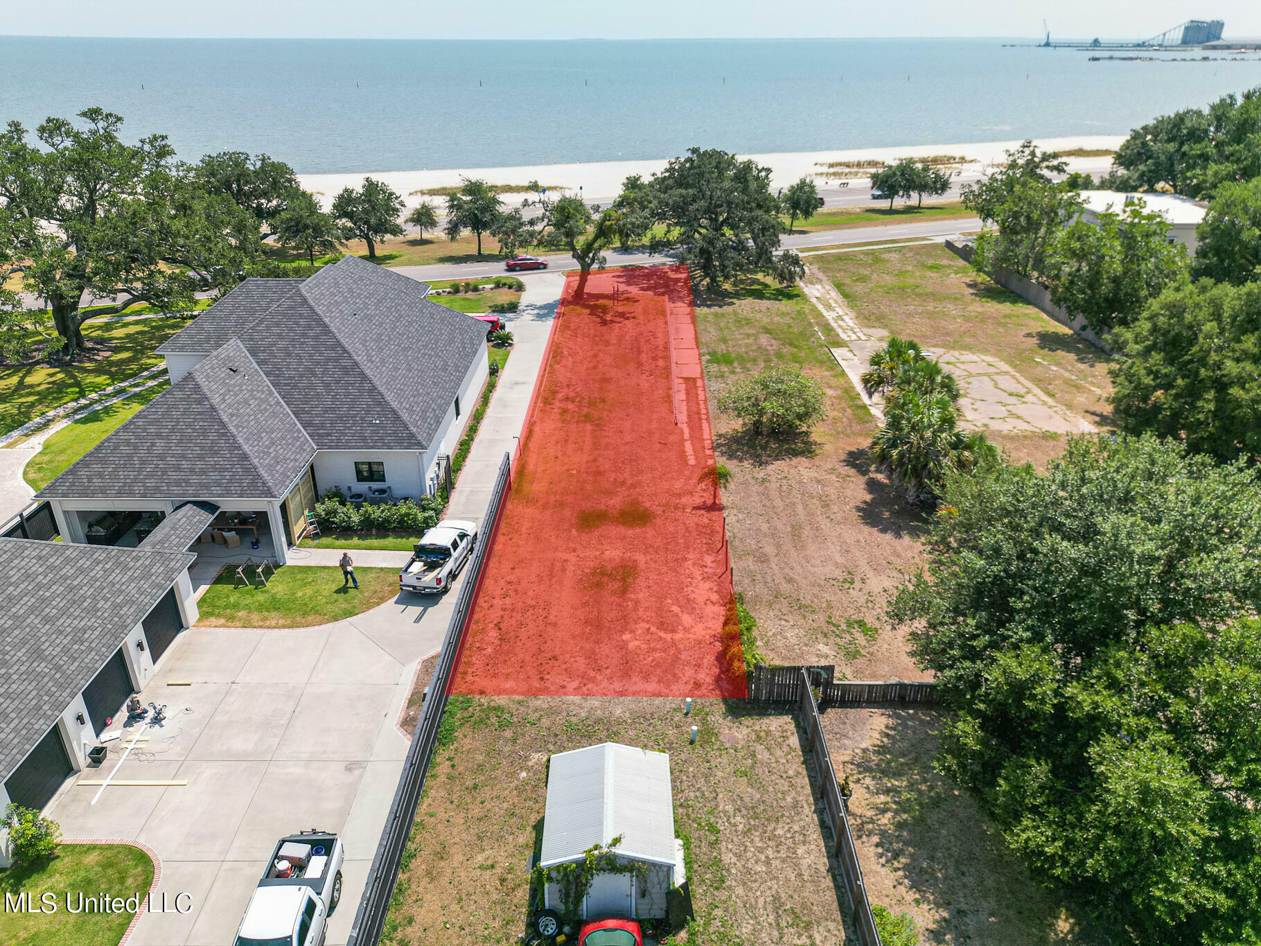 Property Photo:  1404 E Beach Boulevard  MS 39501 