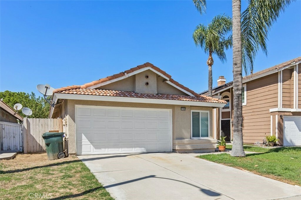 Property Photo:  15444 Old Castle Road  CA 92337 