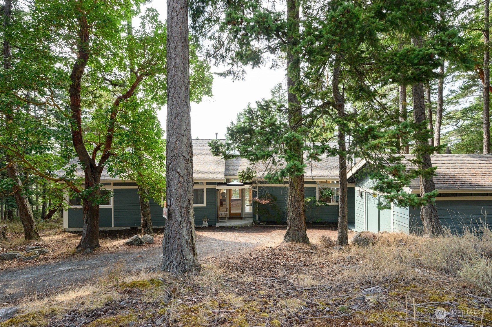 Property Photo:  11 Garden Road  WA 98221 