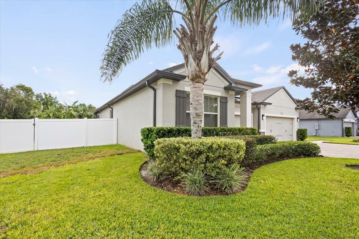 Property Photo: 706 Fosters Grove Loop FL 32765