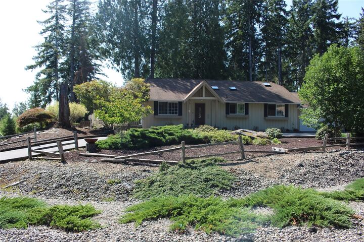 Property Photo: 351 E Mountain View Drive WA 98524