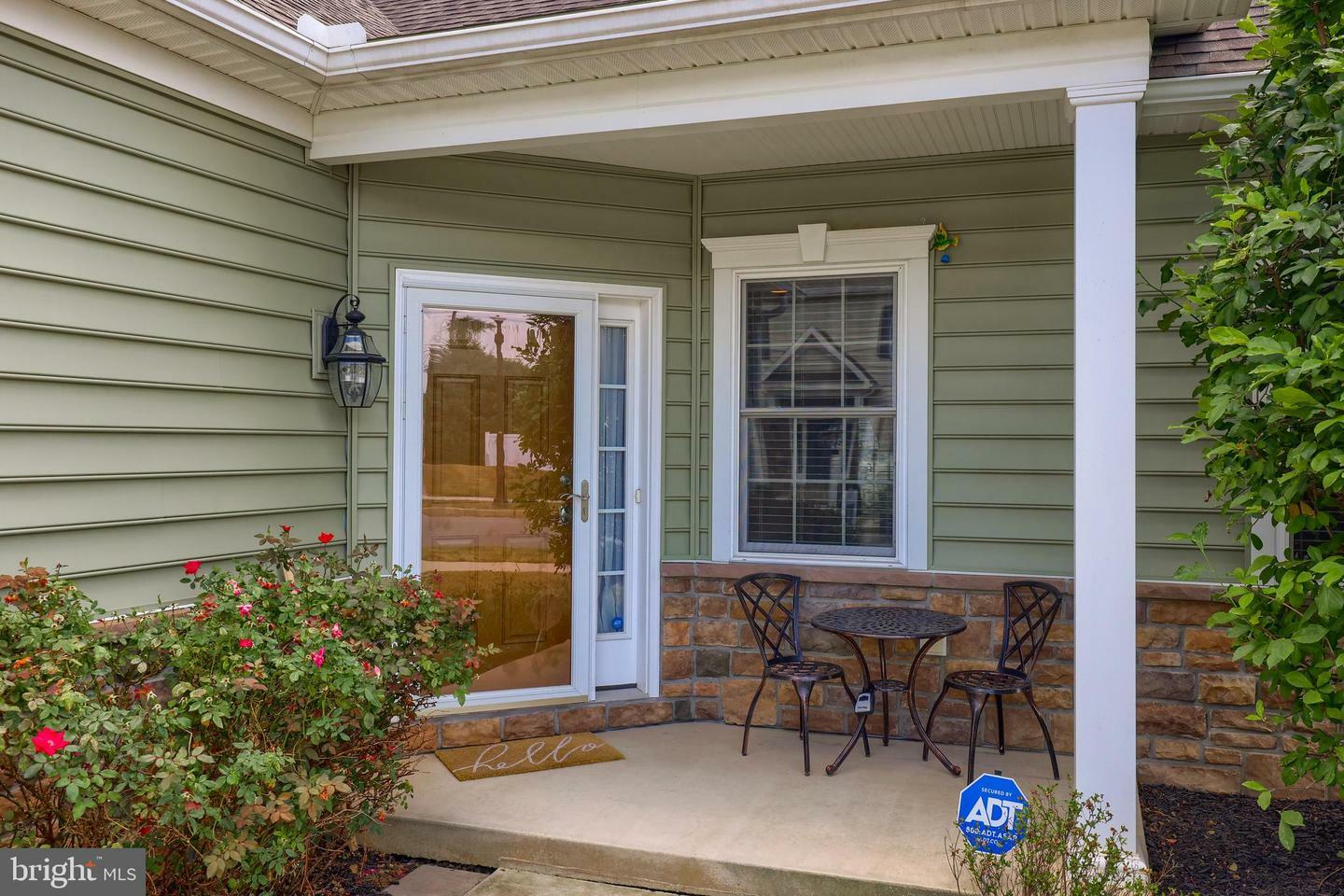 Property Photo: 541 Prince George Drive PA 17601