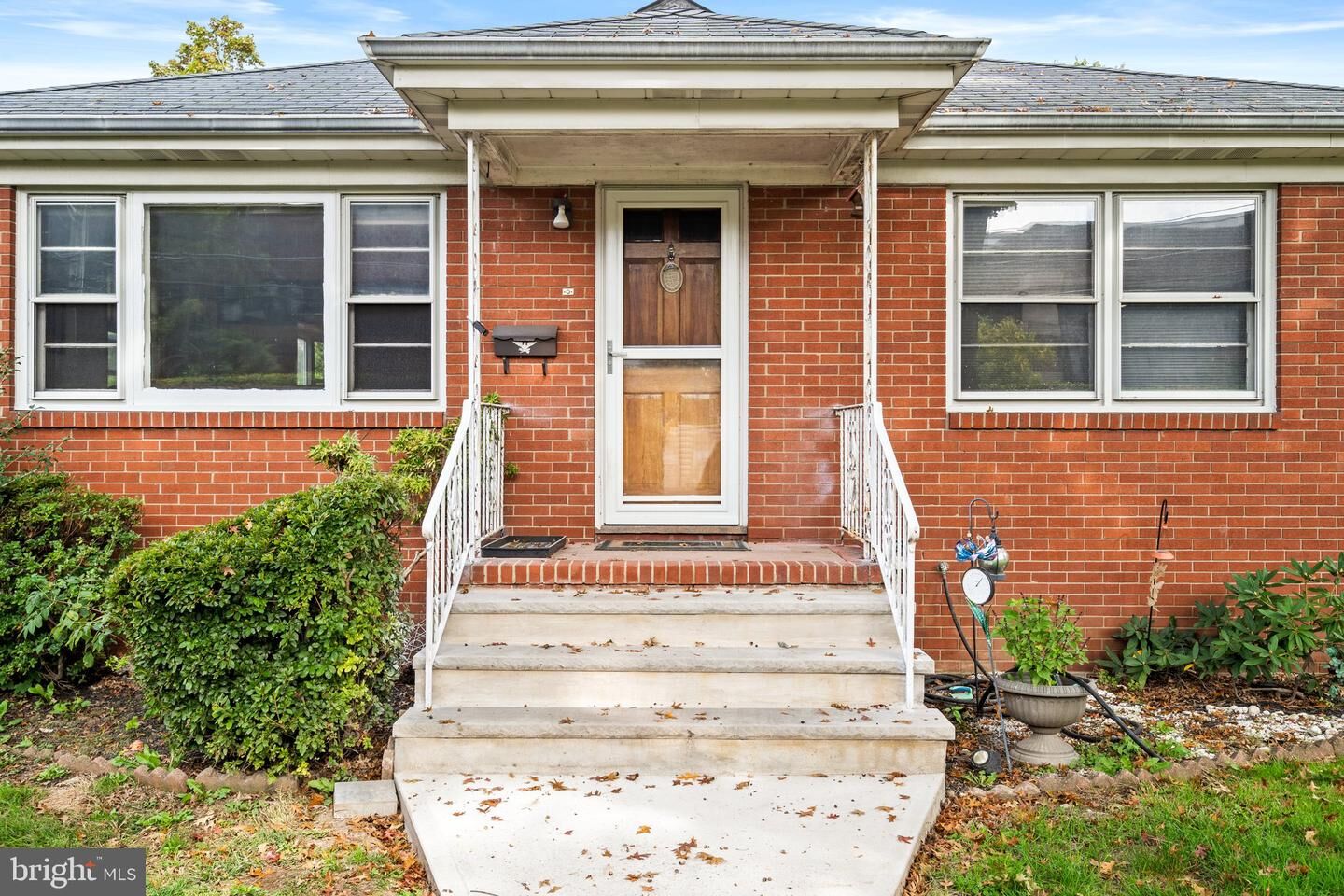 Property Photo:  18 Henry Avenue  NJ 08540 