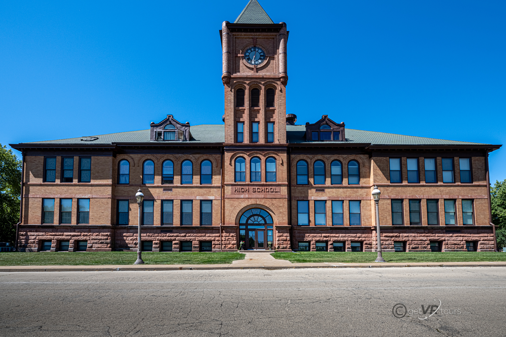 Property Photo:  411 S Prospect Street 306  IL 61036 