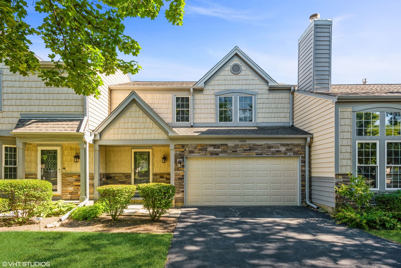 Property Photo:  1261 Seabury Circle  IL 60188 