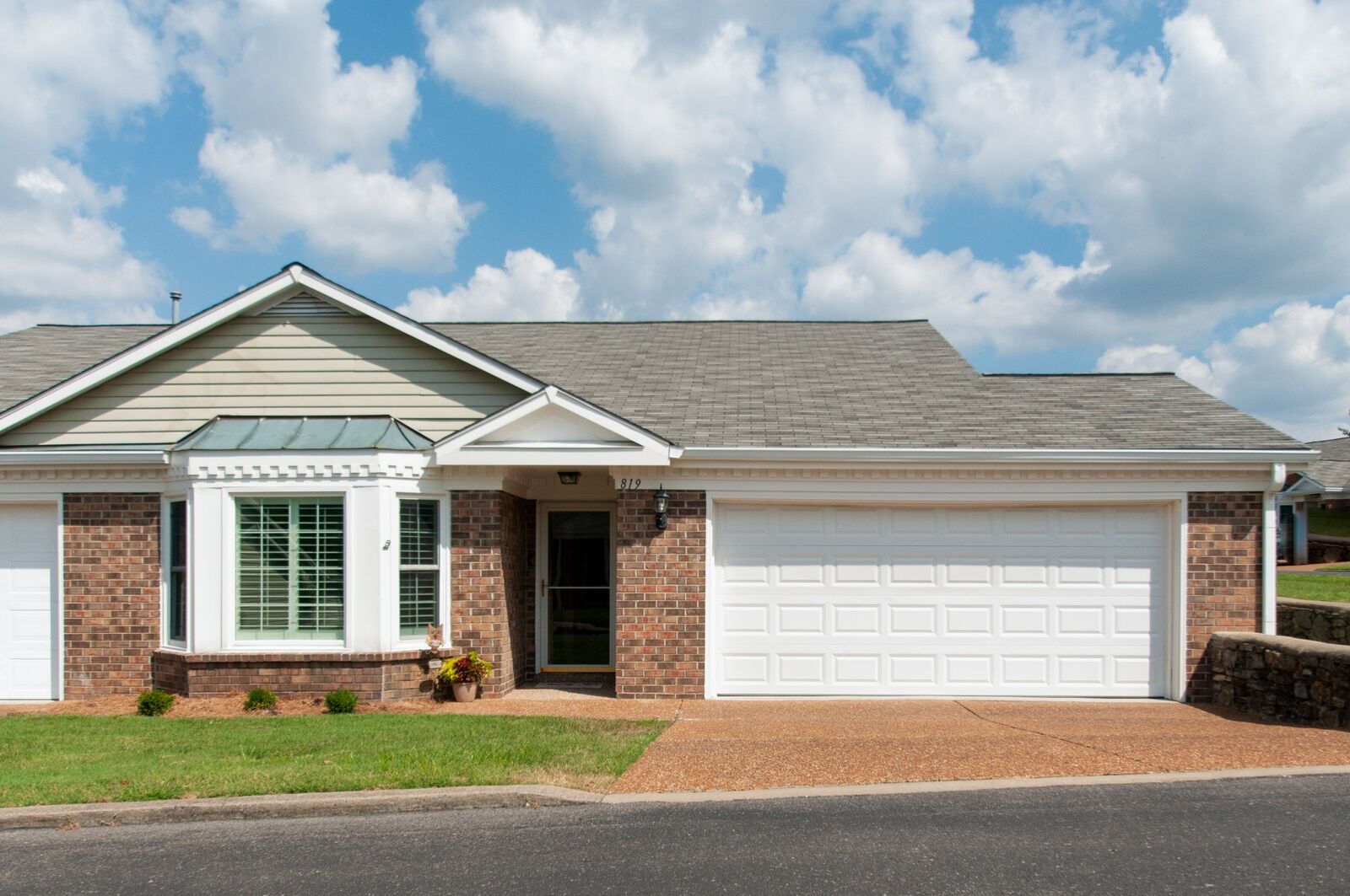 Property Photo:  819 Marquette Dr  TN 37205 
