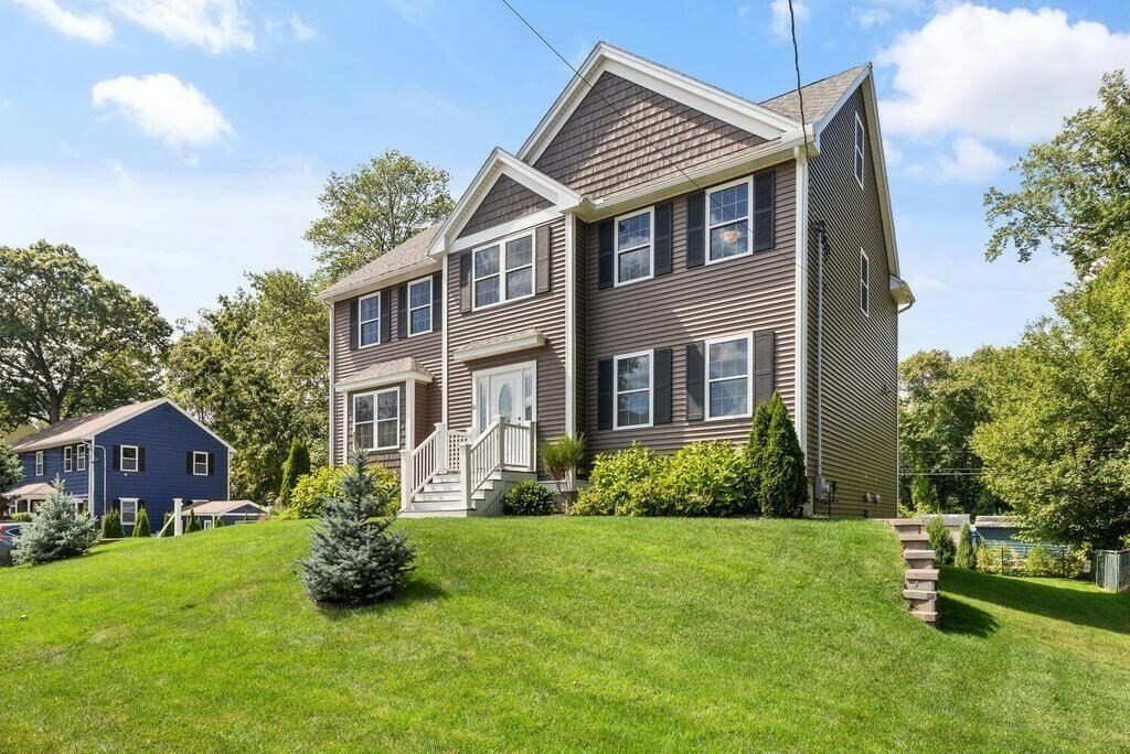 Property Photo: 10 Carol Ave MA 01803