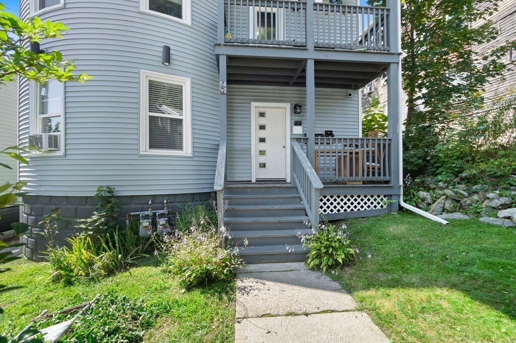 Property Photo: 15 Stanton St MA 01605