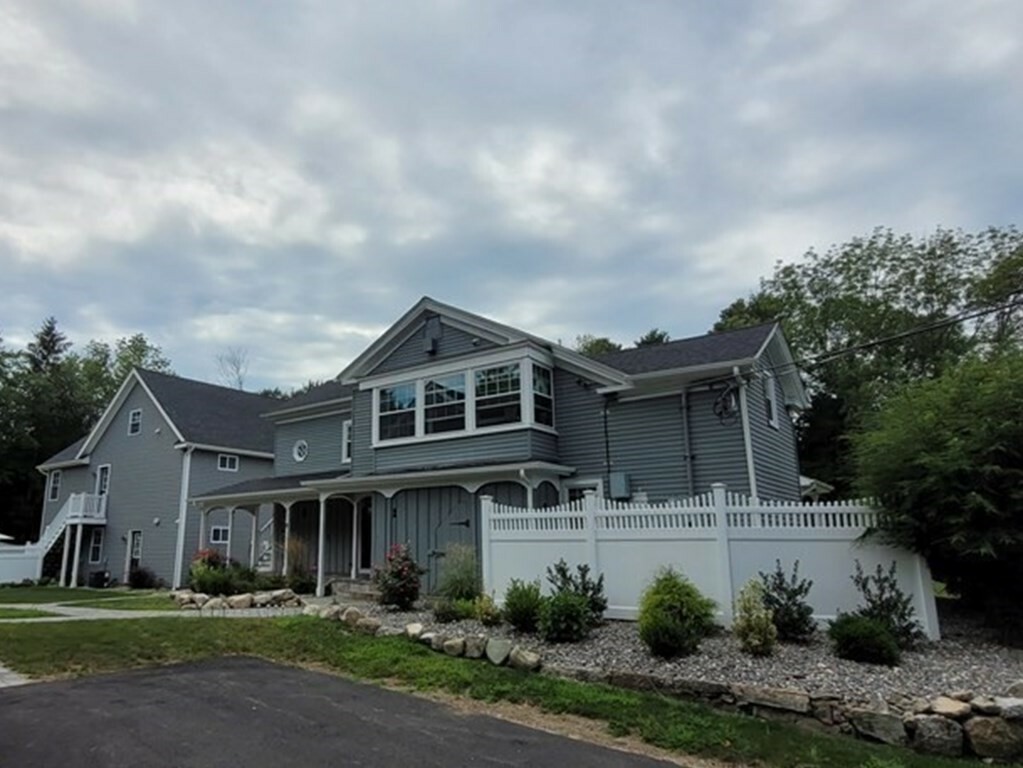 Property Photo: 255 Union St 3 MA 02032