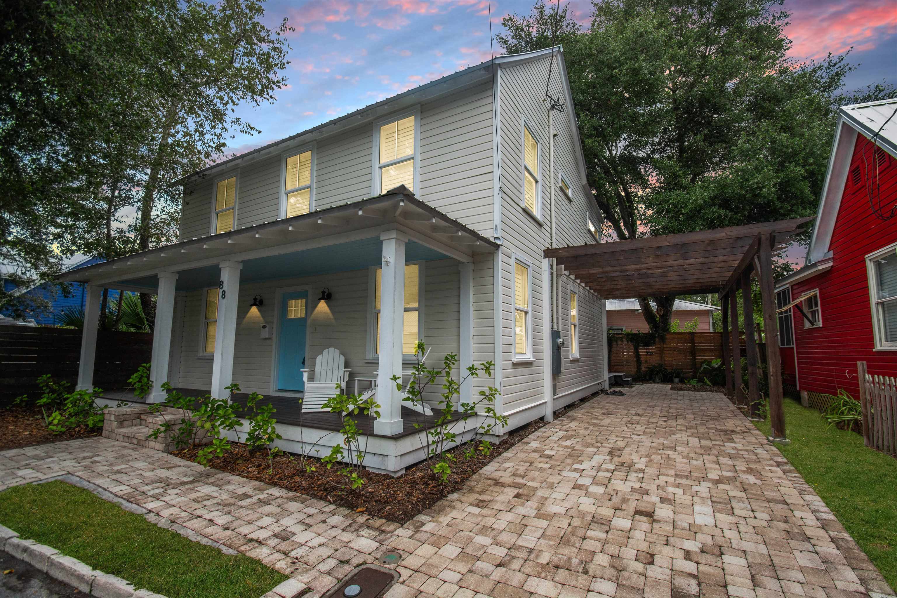 Property Photo:  88 Lincoln Street  FL 32084 