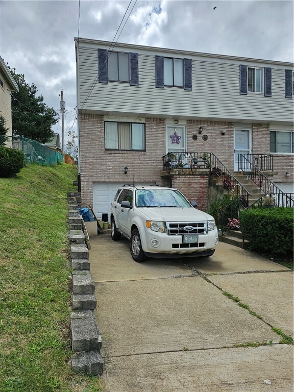 Property Photo: 109 Claus Ave PA 15227