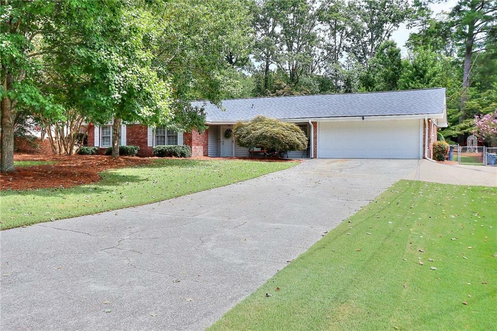 Property Photo:  2536 Pamela Drive  GA 30078 