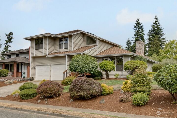 House for sale in Puyallup 3103 30th Avenue SE, Puyallup, WA 98374