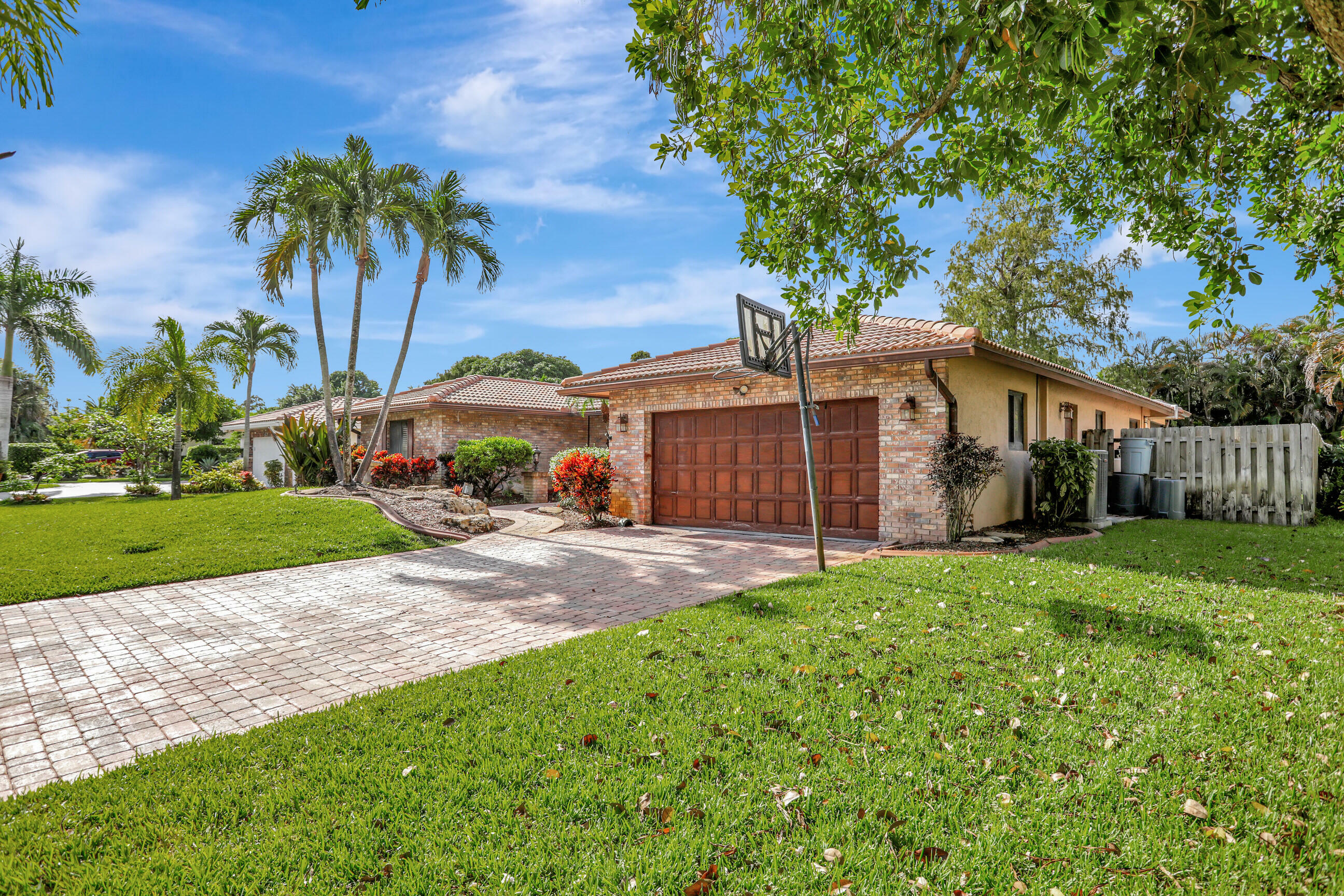 Property Photo: 8562 NW 3 Street FL 33071