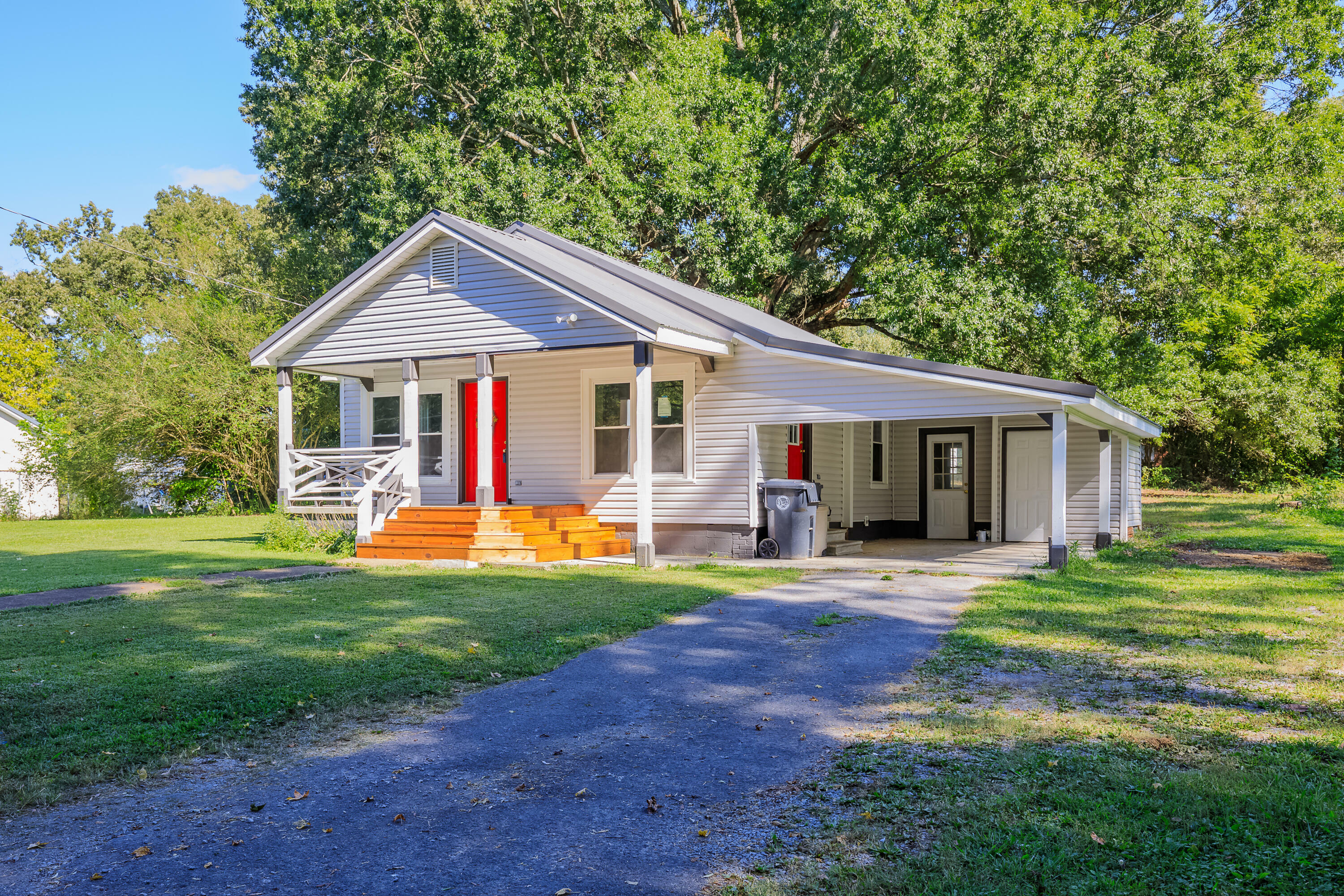 Property Photo: 803 Magnolia Street GA 30728