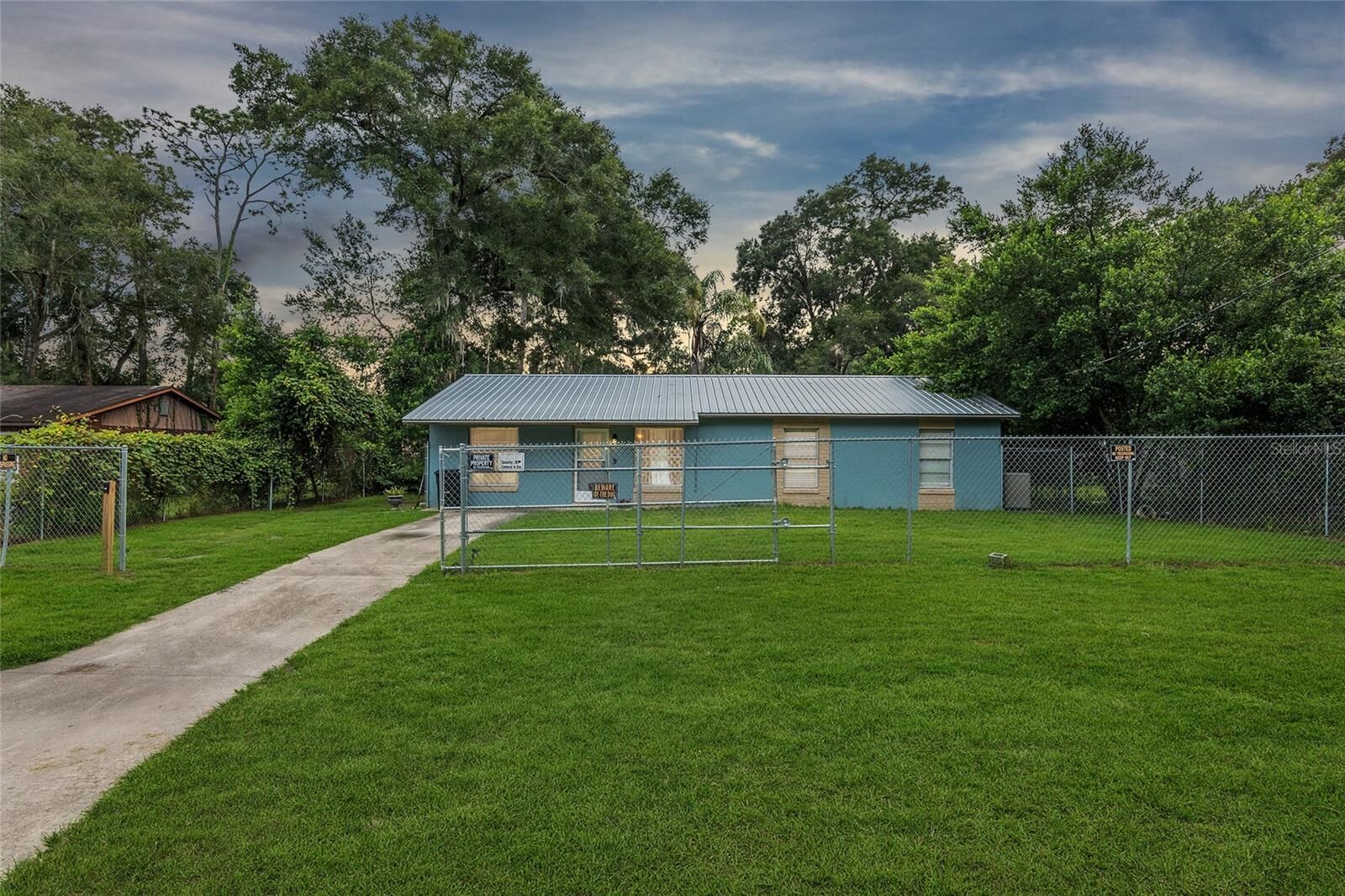 Property Photo:  14142 SE 45th Court  FL 34491 