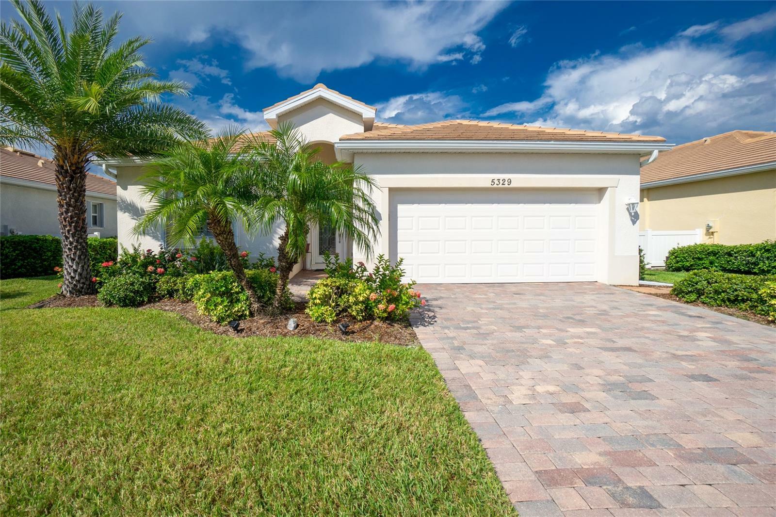 Property Photo:  5329 Grand Cypress Boulevard  FL 34287 