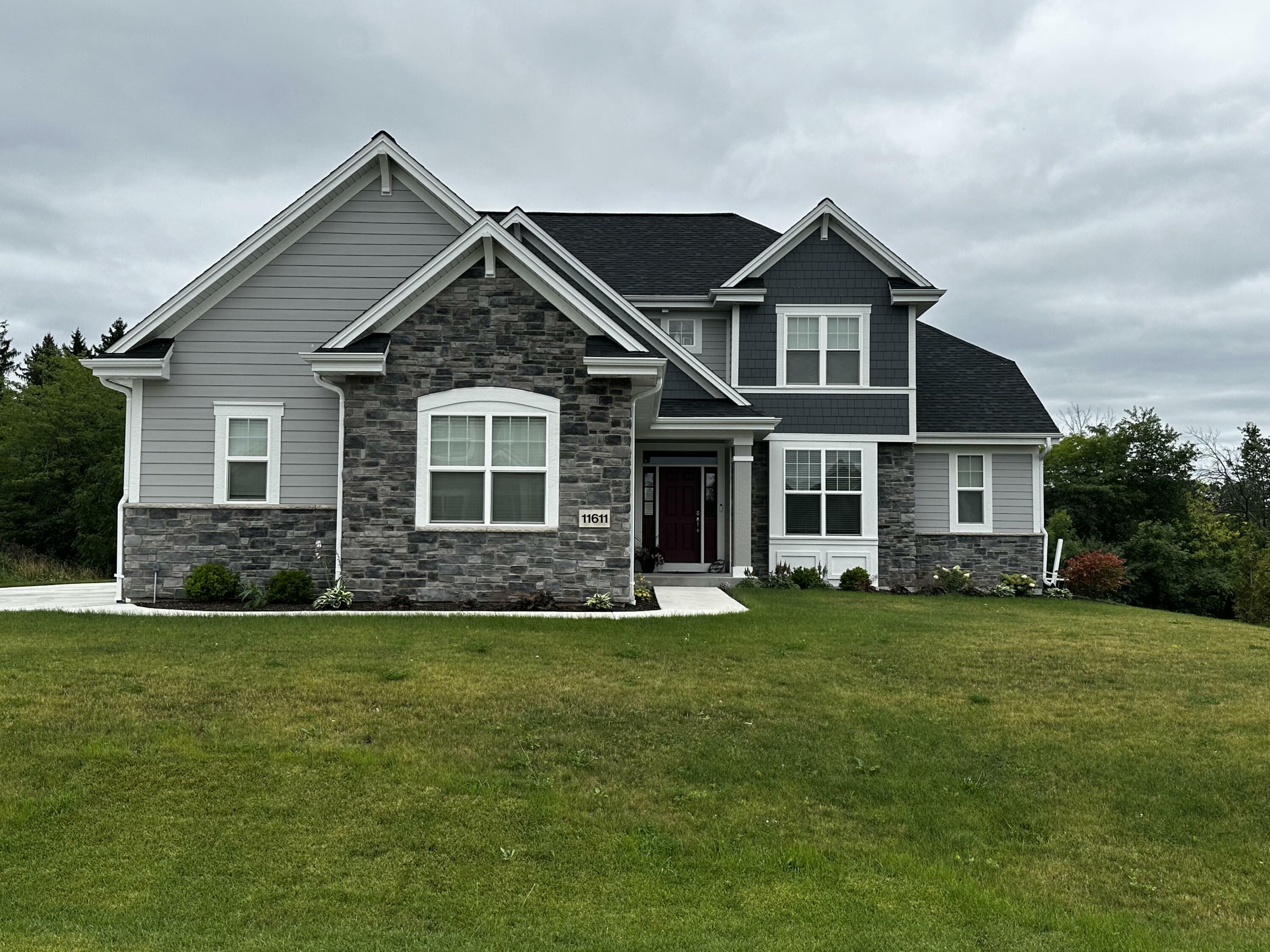 Property Photo: 11611 W Heather Dr WI 53224