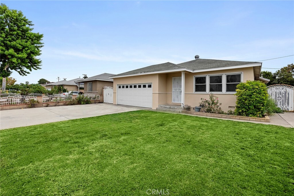 Property Photo:  1234 Carlton Pl  CA 92707 