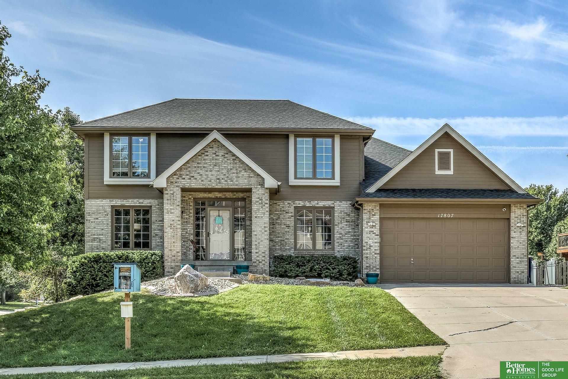Property Photo: 17807 Washington Circle NE 68135