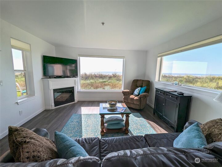 Property Photo: 1600 W Ocean Avenue 713 WA 98595