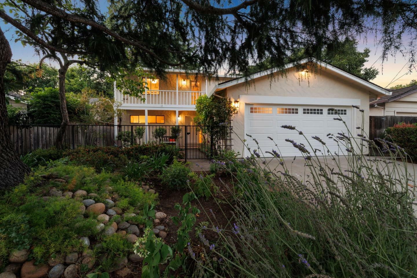 Property Photo:  13 Stowe Lane  CA 94025 