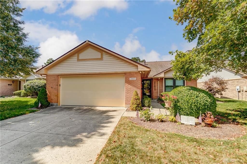 Property Photo: 2005 Crosswind Court OH 45322