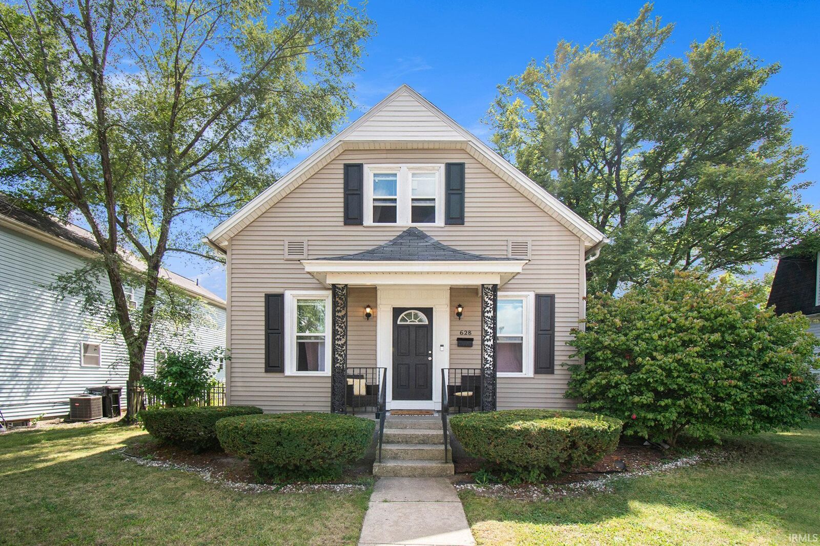 Property Photo:  628 Pennsylvania Street  IN 46601 