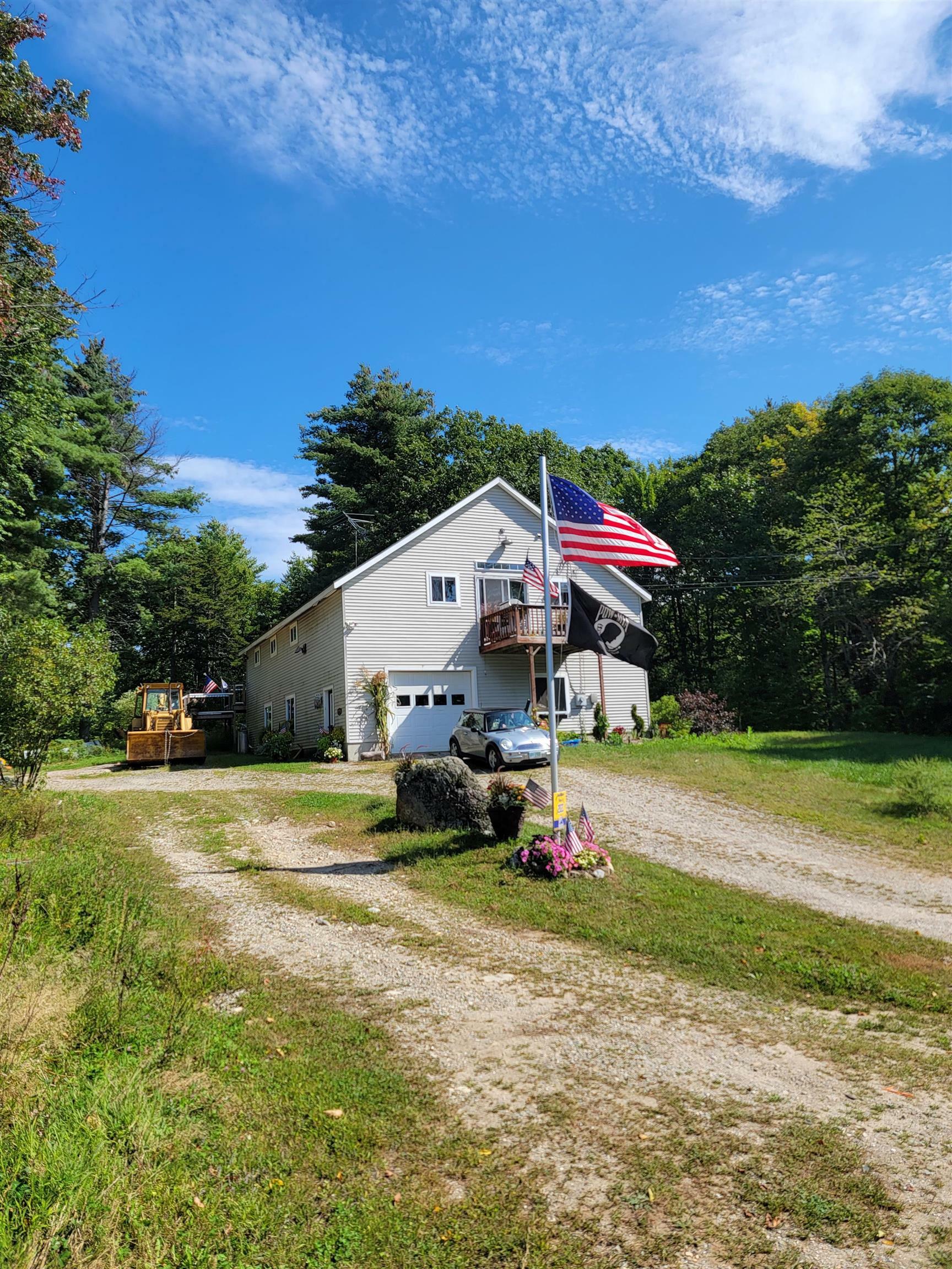 Property Photo:  333 County Road  NH 03221-0000 