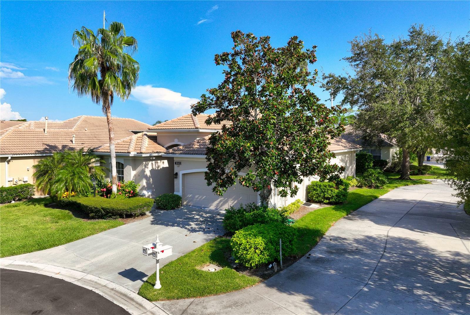 Property Photo:  9143 Willow Brook Drive  FL 34238 