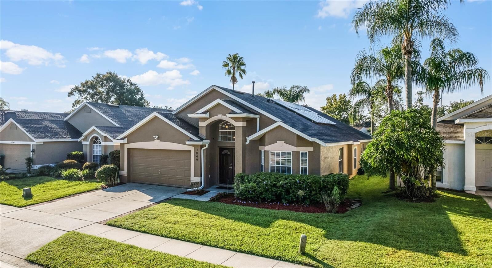Property Photo:  1049 Ballyshannon Pkwy  FL 32828 