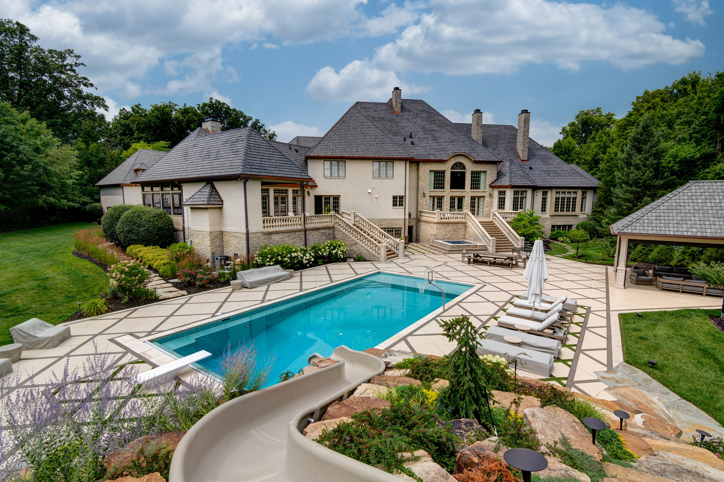 Property Photo: 11101 W Hawthorn Ridge IN 46037