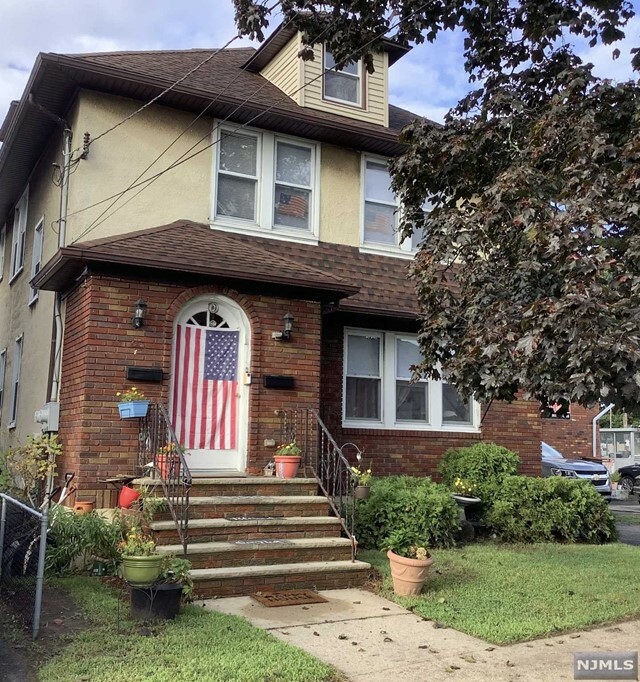 Property Photo:  608 Ten Eyck Avenue  NJ 07071 