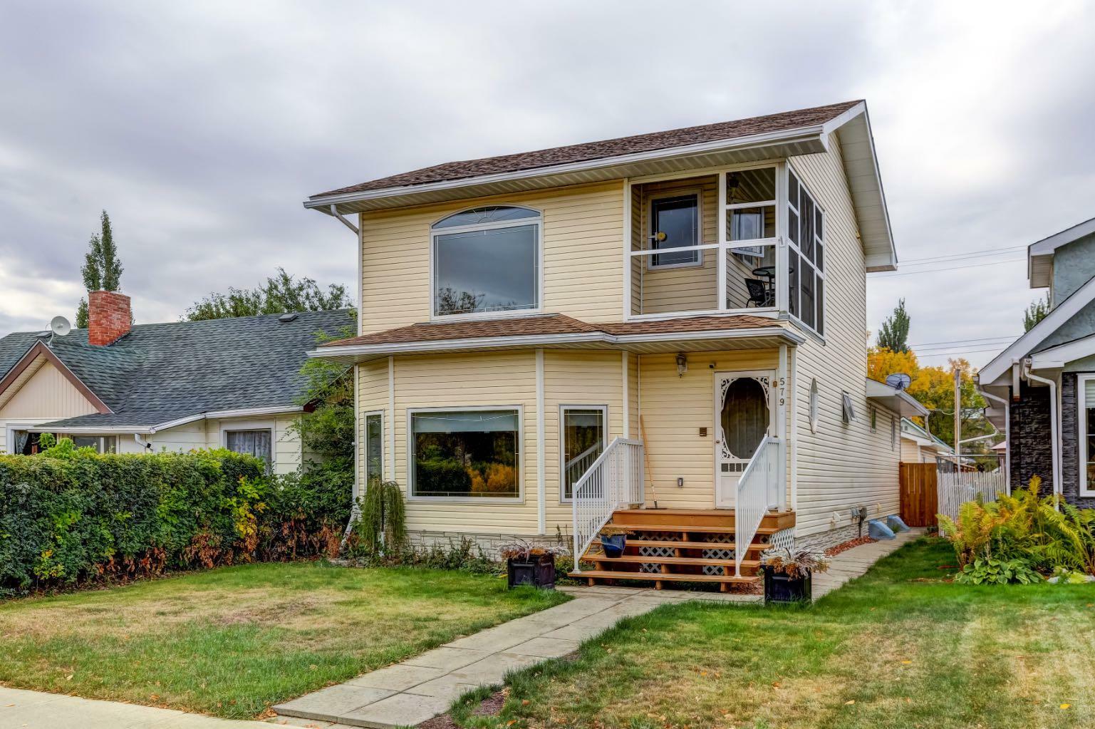 579 Riverside Drive E  Drumheller AB T0J0Y5 photo