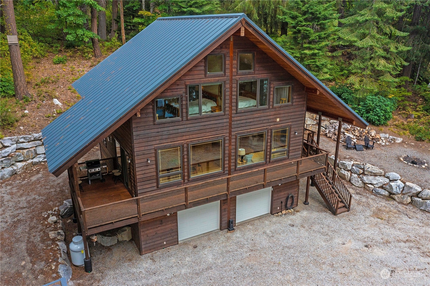 Property Photo: 17910 N Shore Drive WA 98826