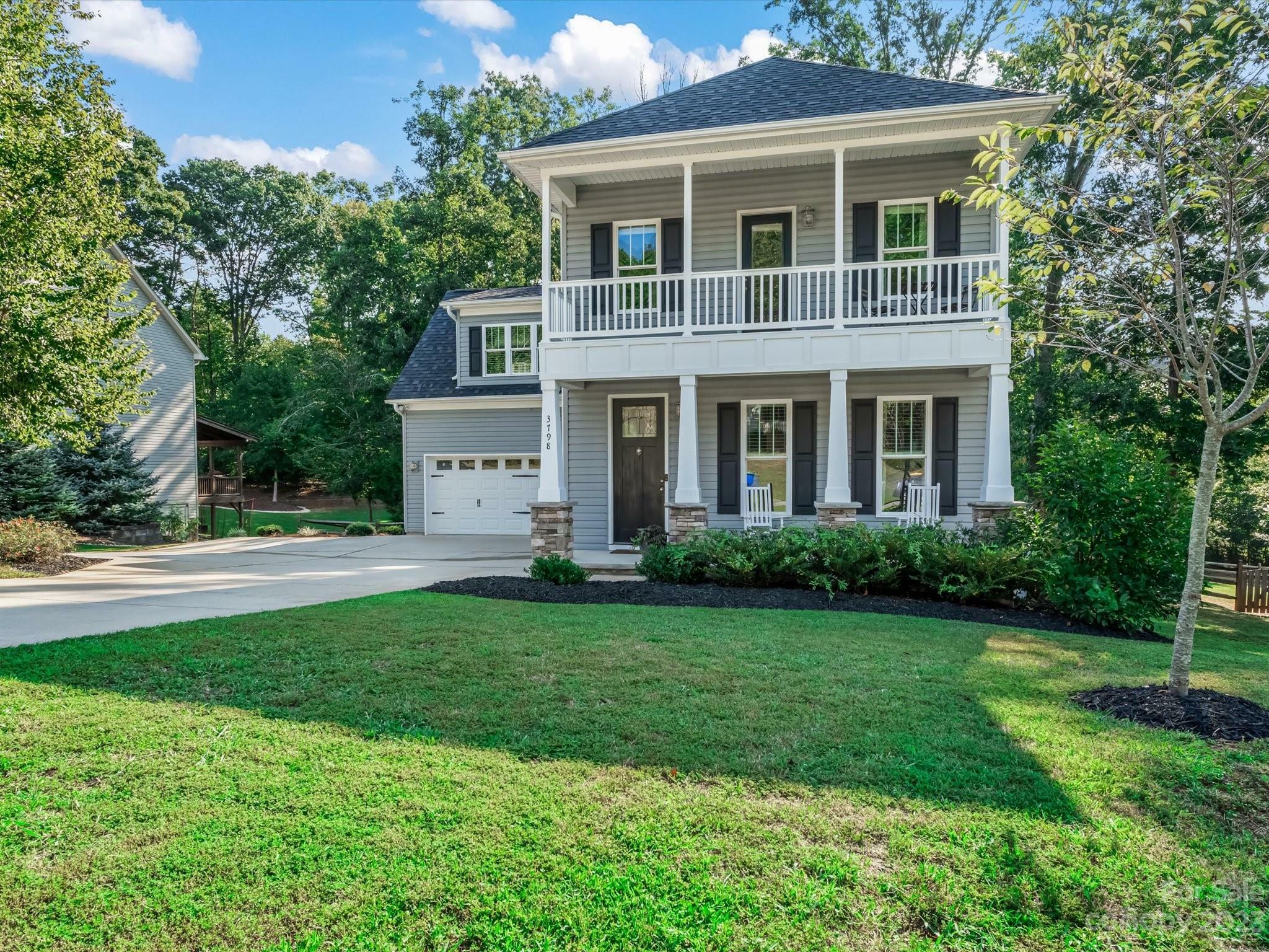 Property Photo: 3798 Creek Ridge Drive NC 28037