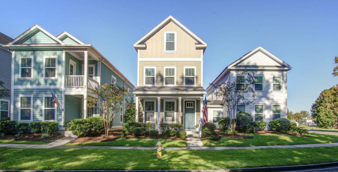Property Photo: 864 Rue Drive SC 29414