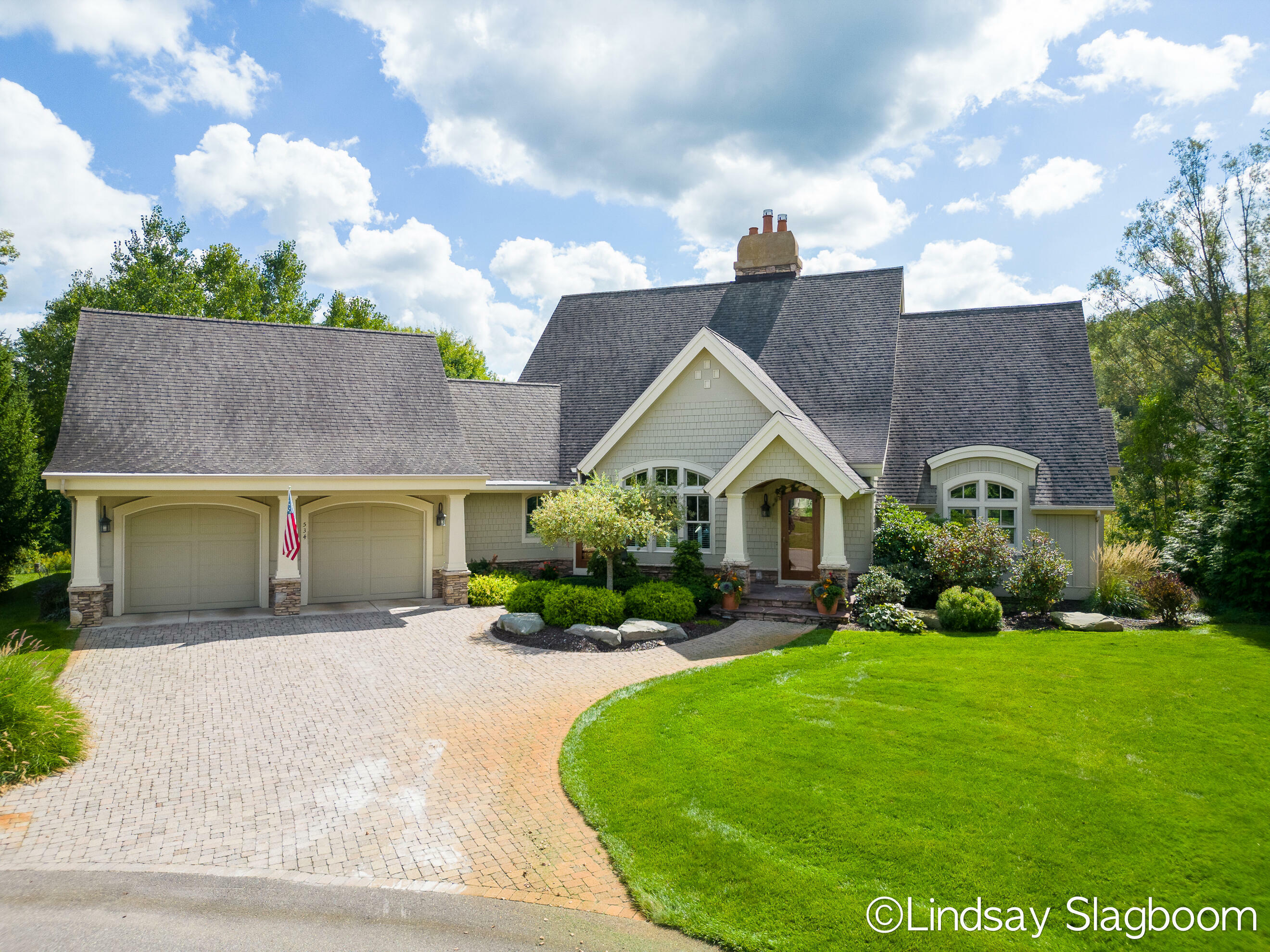 Property Photo: 534 Sanctuary Court NE MI 49301