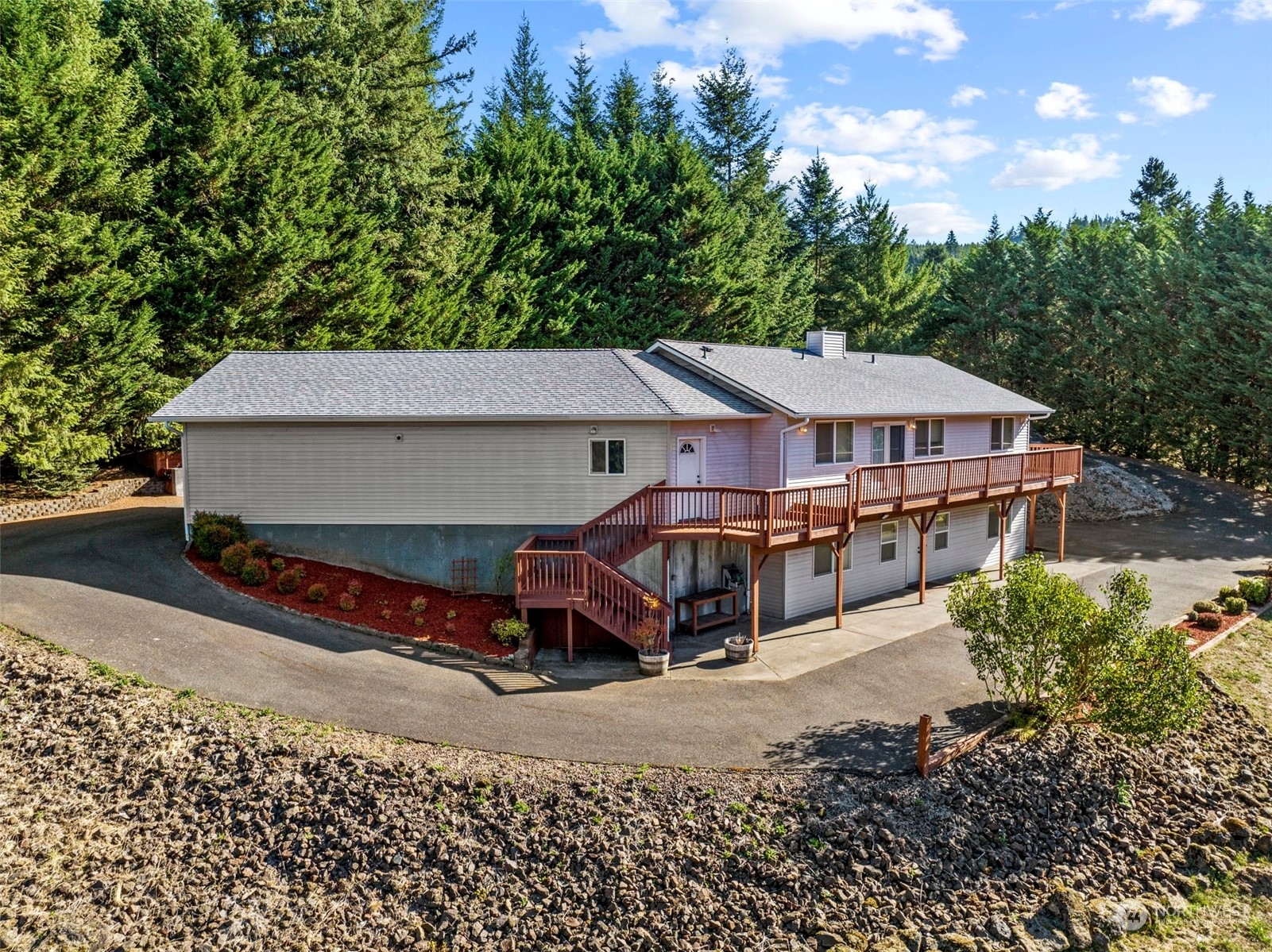 Property Photo:  2585 Green Mountain Road  WA 98625 