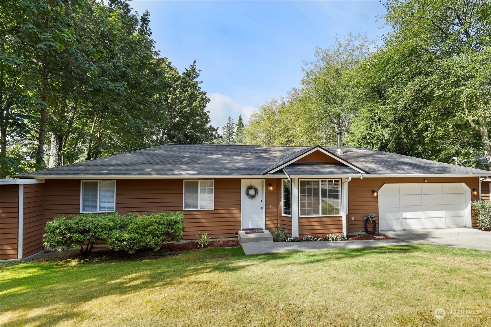 Property Photo:  21609 Howard Avenue NE  WA 98346 